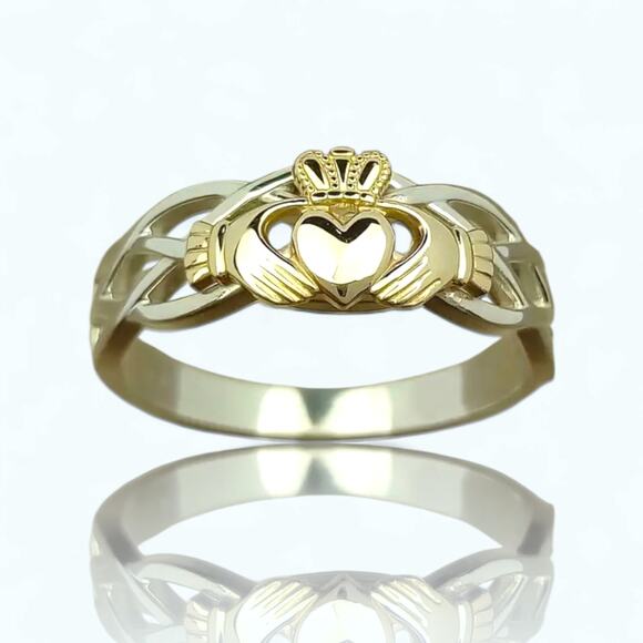 ✨ Celtic Knot Claddagh Ring Two Tone Crown Heart Irish Wedding Band Size 8 New ✨ - Picture 2 of 5